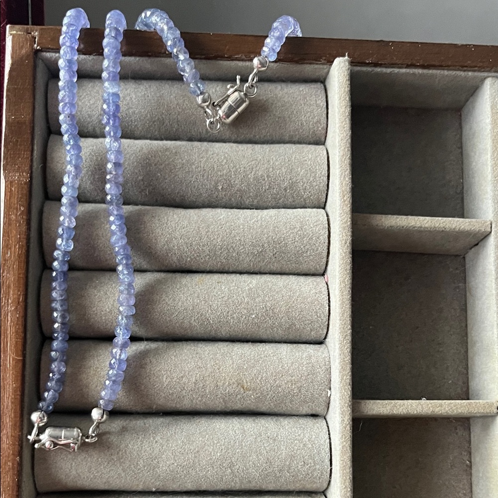 Elegant Blue Beaded Necklace